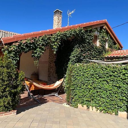 Casa Rural "Hazanas" Adanero 外观 照片